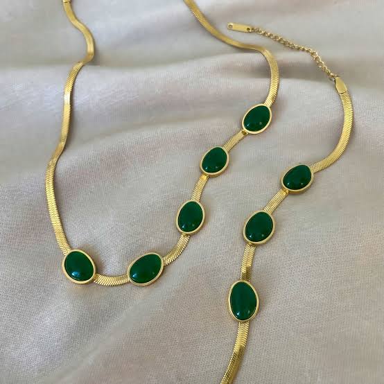 Oval Green Crystal Pendant Necklace Set